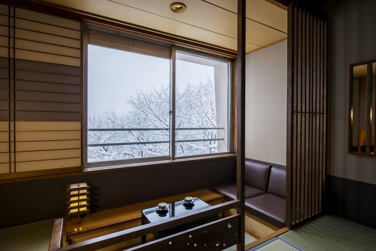 Takamiya Hotel Lucent Yamagata  Buitenkant foto