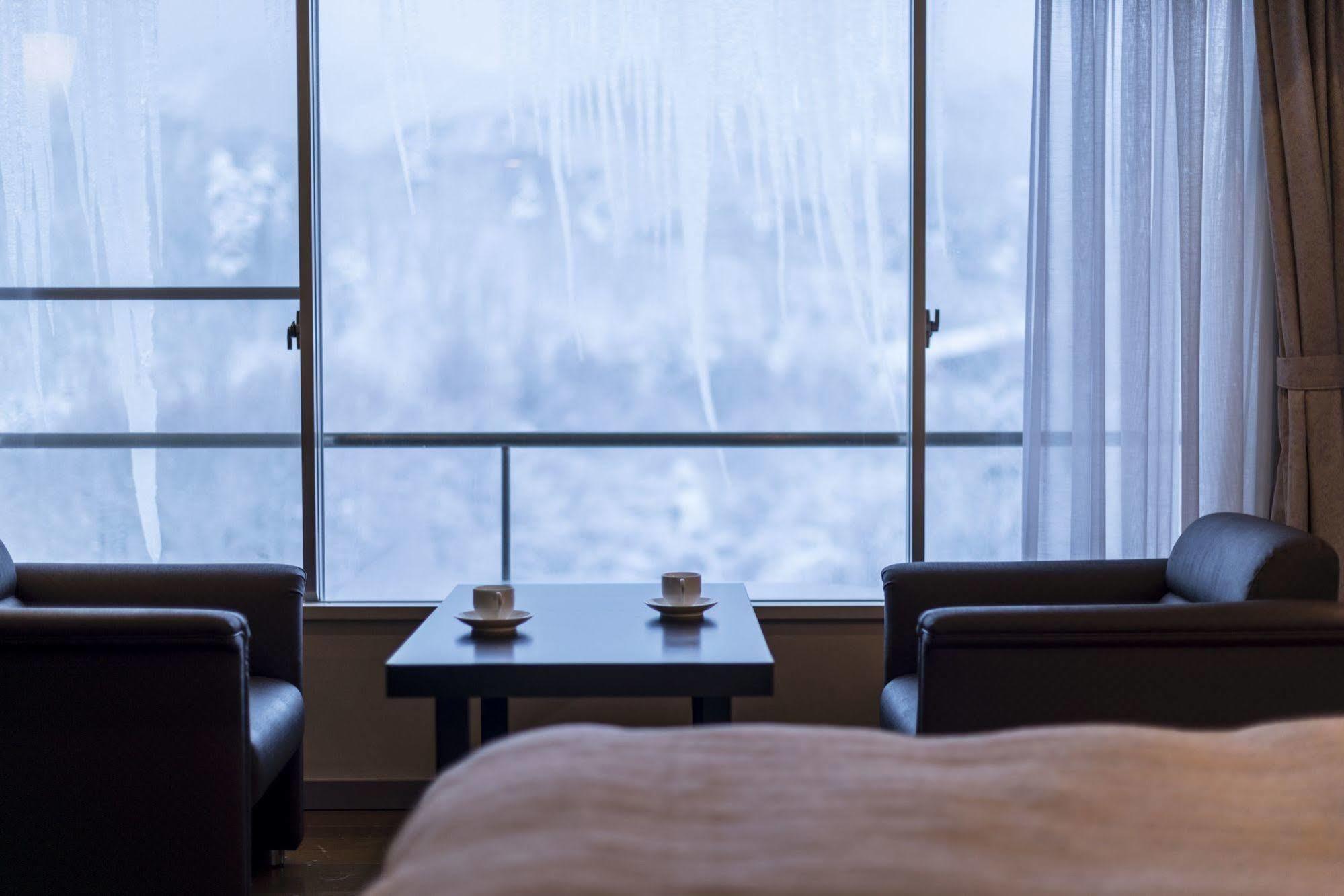 Takamiya Hotel Lucent Yamagata  Buitenkant foto